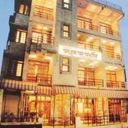 Hotel Radhe Continental Nainital Eksteriør billede