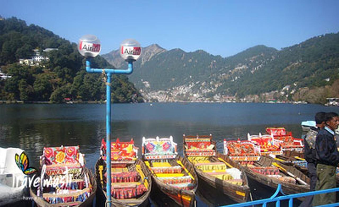 Hotel Radhe Continental Nainital Eksteriør billede